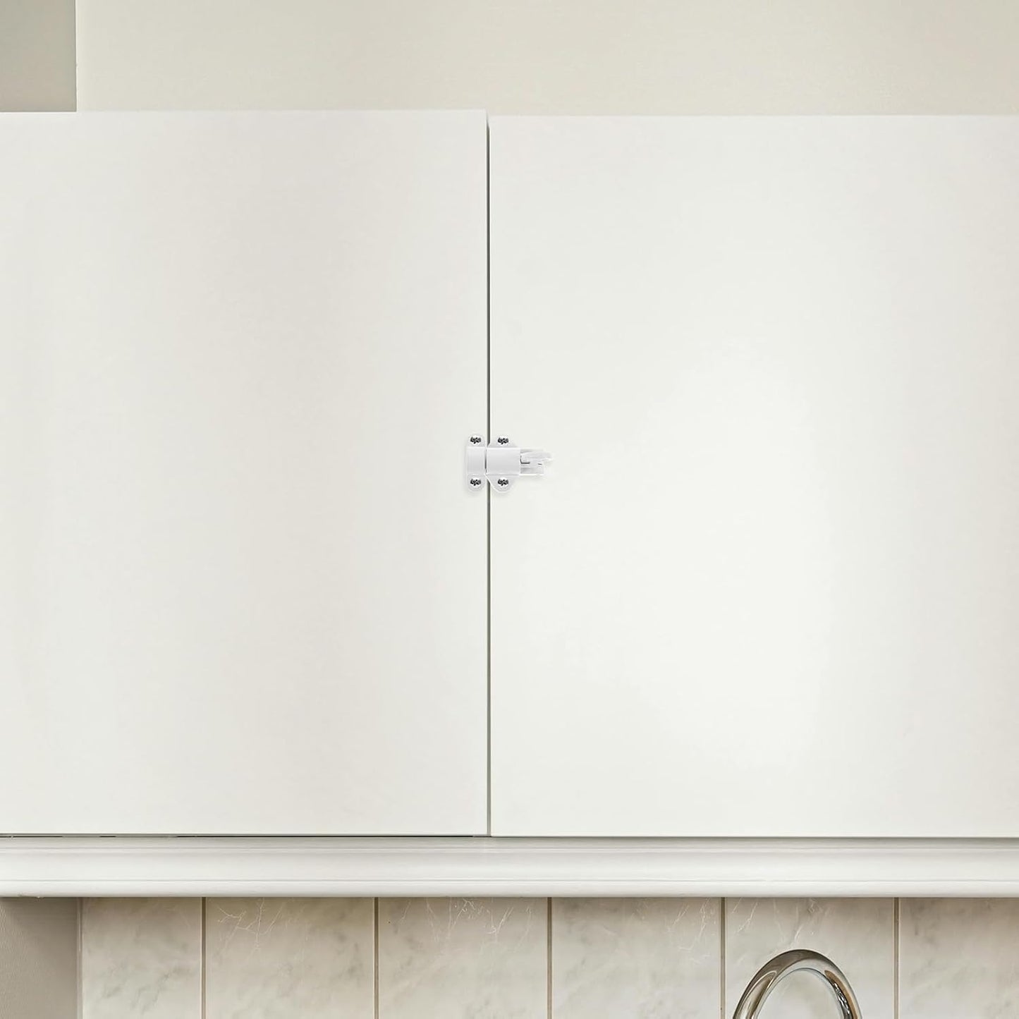 Artibetter Loquets à Ressort Verrou à Fermeture Automatique Lot De 2 En Alliage D'aluminium Blanc Résistant à L'usure, Installation Facile Pour Portes De Grenier Et Amélioration Maison