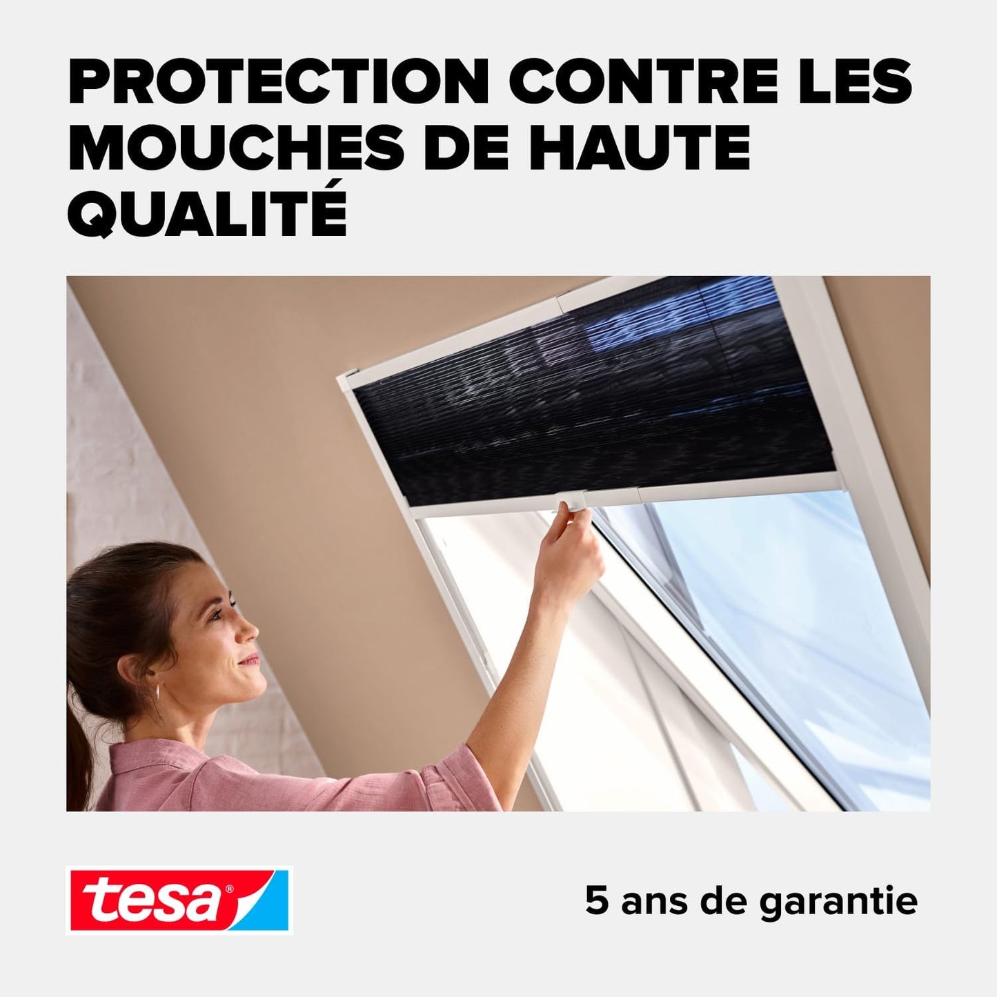 Tesa Moustiquaire Pour Fenêtre De Toit - Amovible Et Enroulable, Avec Cadre En Aluminium - Montage Facile & Sans Perçage Avec La Technologie Adhésive Tesa Powerstrips® - Blanc