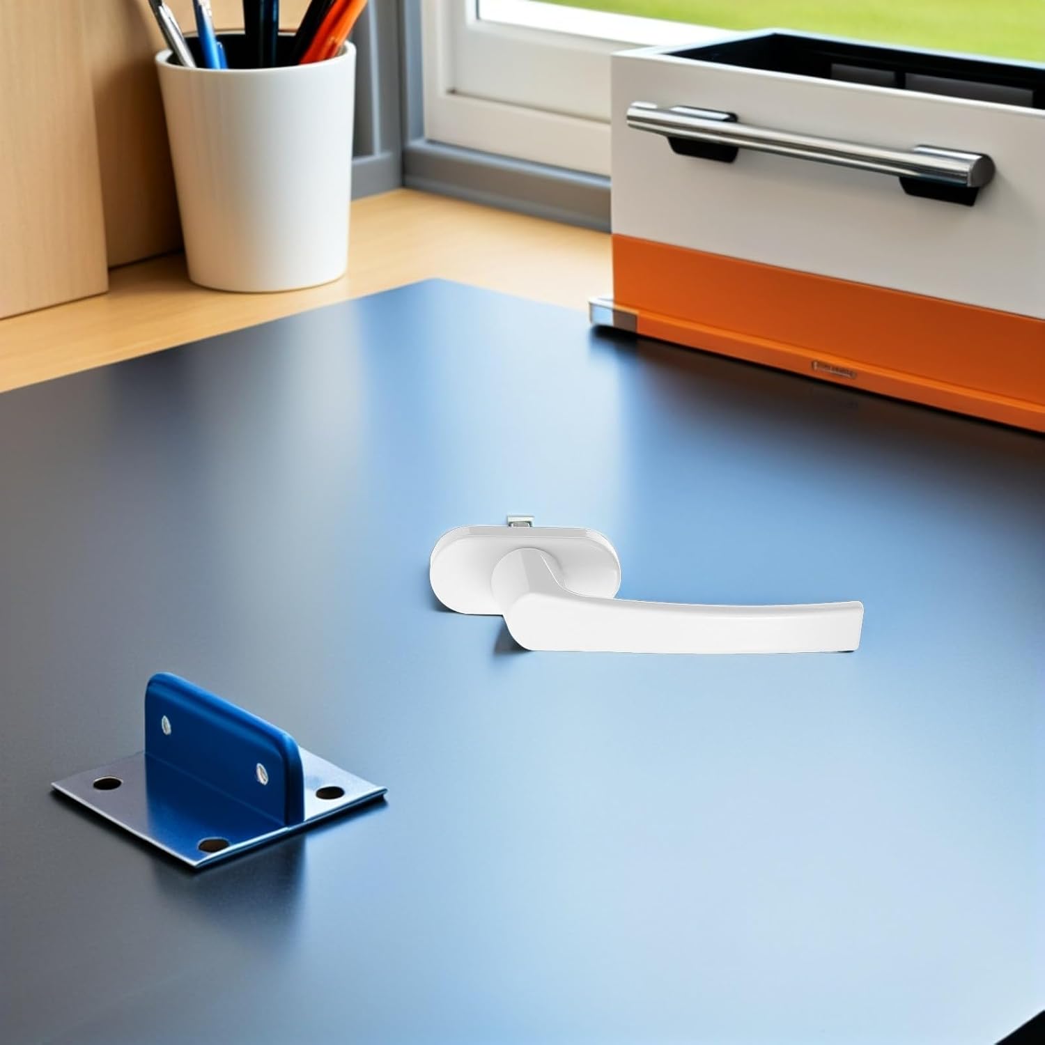  STOBAZA 2 Pièces Poignée De Fenêtre Verrouillable En Alliage D'aluminium Blanc Manivelle Intérieure, Design Élégant, Pour Maison, Sécurise Et Empêche Tout Accès Non Désiré