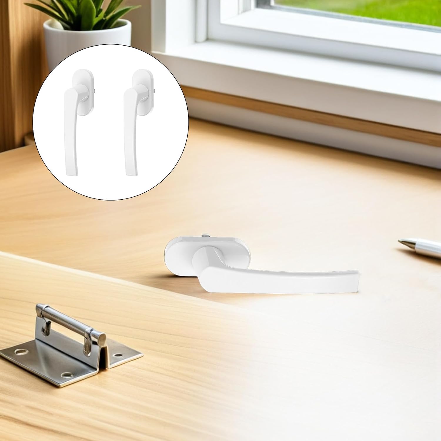  STOBAZA 2 Pièces Poignée De Fenêtre Verrouillable En Alliage D'aluminium Blanc Manivelle Intérieure, Design Élégant, Pour Maison, Sécurise Et Empêche Tout Accès Non Désiré