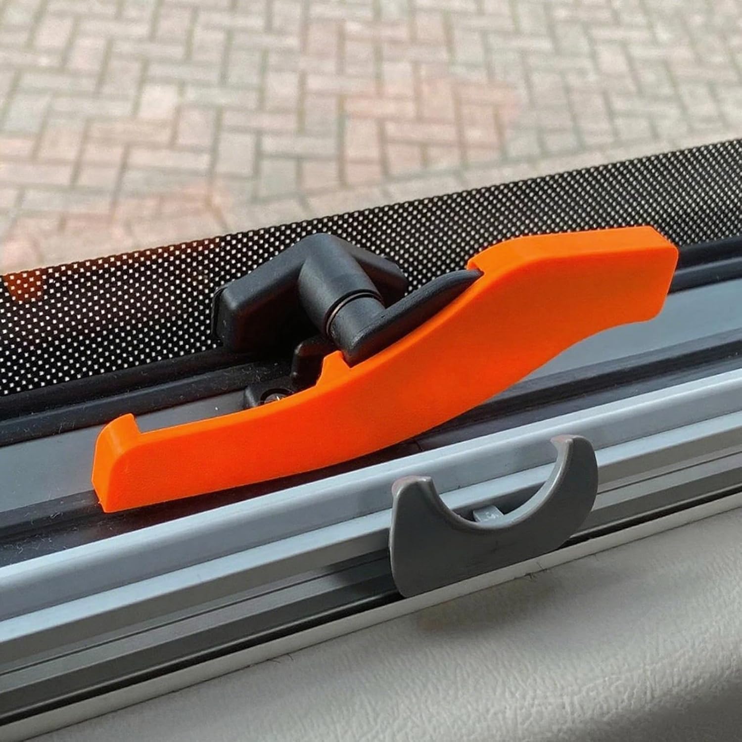  2.Locks RV Anti-Theft Window Locks Quick Setup Deters Break-in Attempts