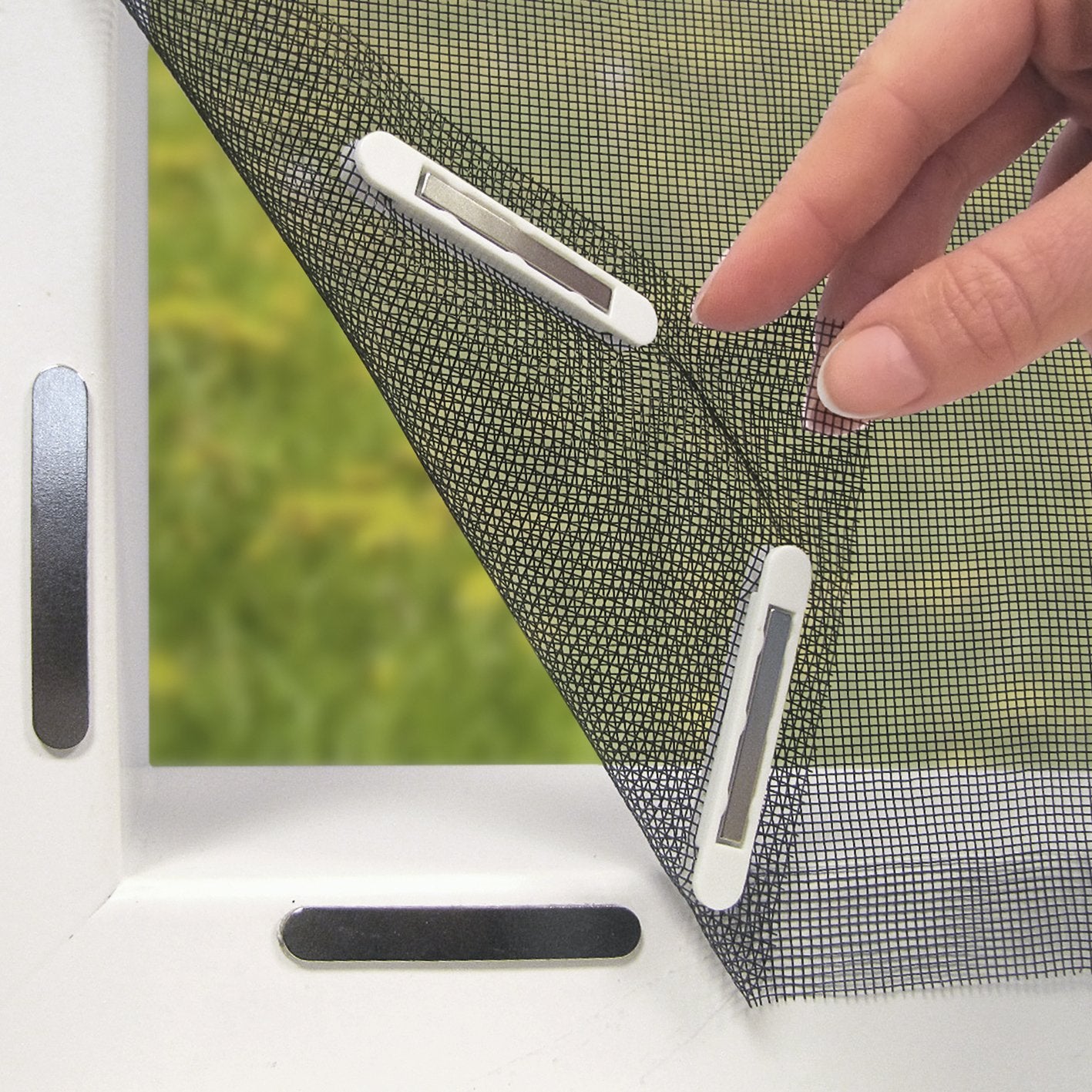  EASYmaxx Moustiquaire De Fenêtre Avec Protection Contre Le Pollen & Magic Click | Peut être Découpée Pour Des Fenêtres Jusqu'à 150x130cm | Montage Facile Avec 12 Aimants - Pas De Perçage [Anthracite]